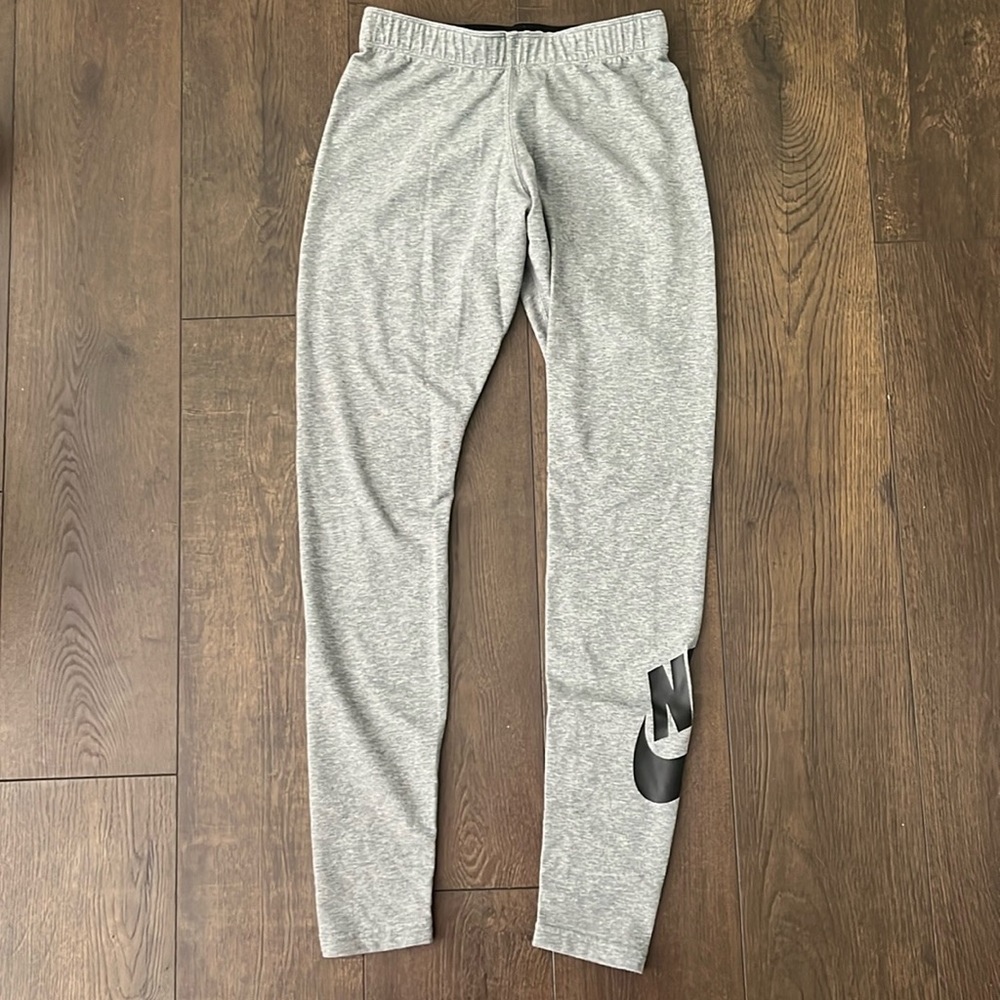 Nike leggings